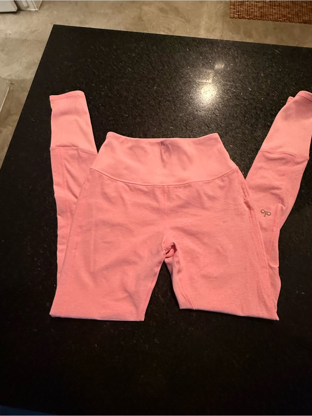 ALO Yoga Soft Pink High-Waist Leggings